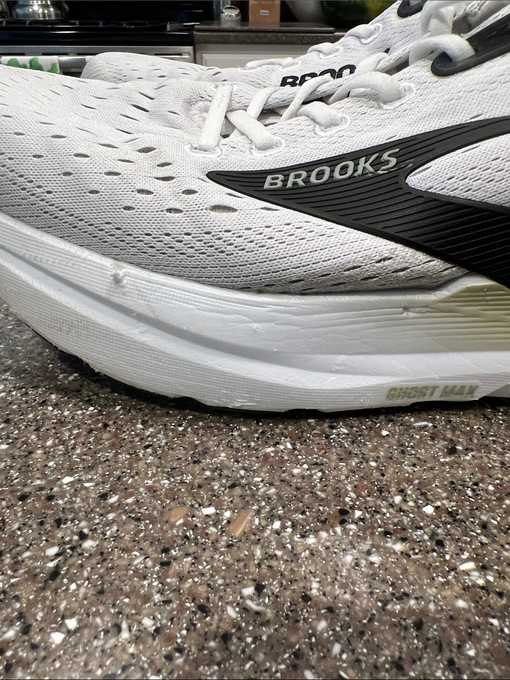 Brooks Men's Ghost Max 3 - Picture 8 of 8